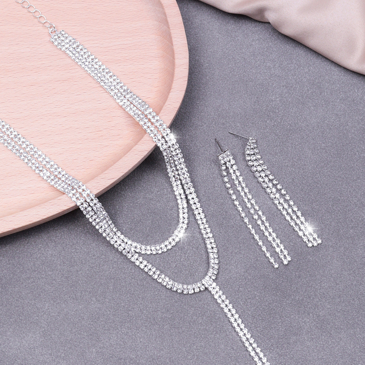 A Set Of Hot Sale Exquisite Claw Chain Necklace Exaggerated Necklace Set