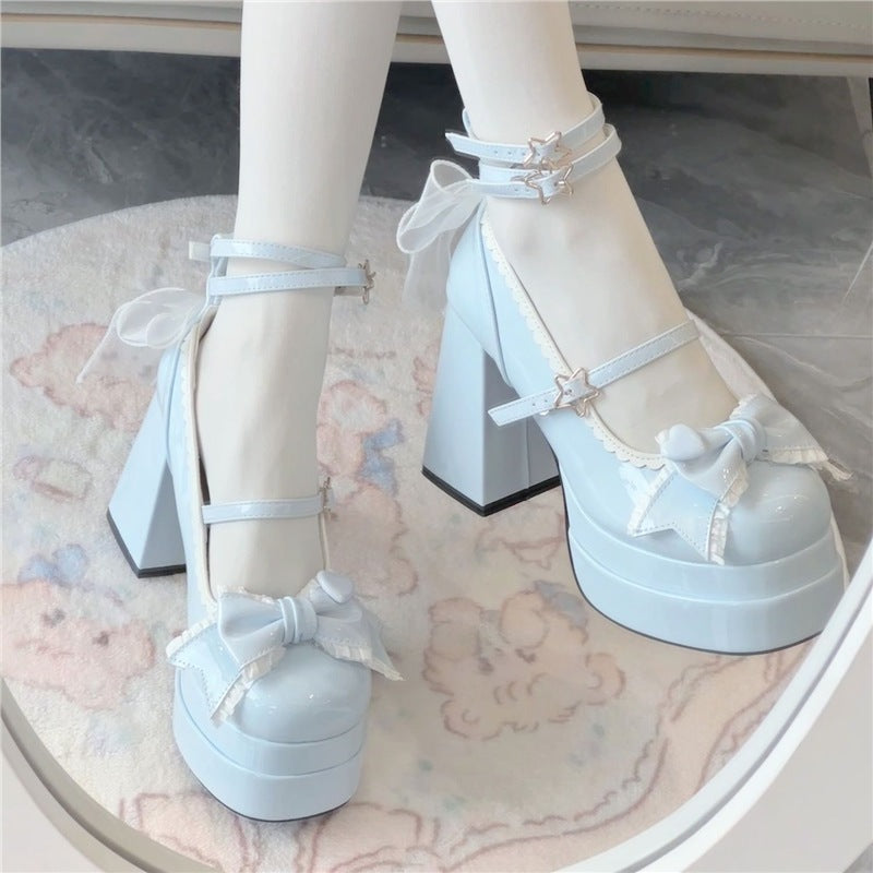 Women's One-strap Silver Single-layer Shoes